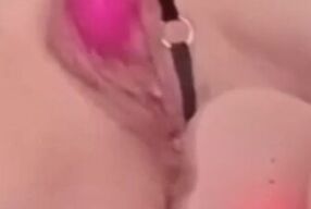 Española Labios y clitoris grande masturbacion en primer plano