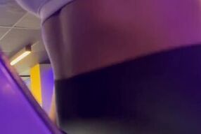 Que GOSTOSA GRELUDA, NA ACADEMIA COM ESSE PEITO DURO AINDA ME CHAMOU PRO BANHEIRO COM TEZAO