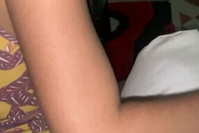 Cogemos en la sala mientras sus , casi nos descubren al final