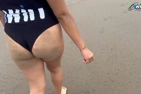 On the beach in Mexico I meet a young woman and I invite her to my apartment for real homemade sex.