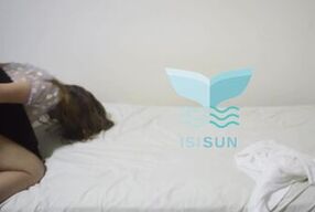 beautiful blonde fucks the pizza guy because he doesn't have money