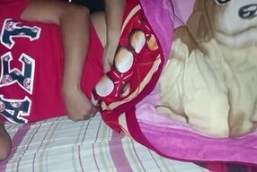 Golpeando el rico coño mojado de mi nuera embarazada