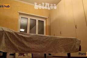 "Te lo voglio mettere al culo prima che arrivi tuo marito!" ???? Amanti italiani - Tradimento in casa