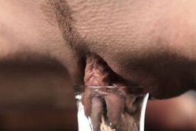 Dominika C Pussy Lips Queen OIL