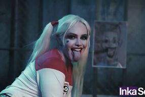 V1vi@n L0L4 - $up3rm4n Vs H@rl3y Qu1nn