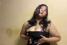 Aku lagi sange terpaksa harus melakukannya sendiri