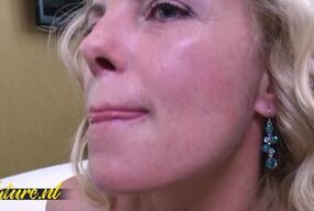 Blonde MILF Casandra Has Sex In Bath With Her Lover