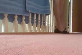 Squeaky Flat Shoes Experiment